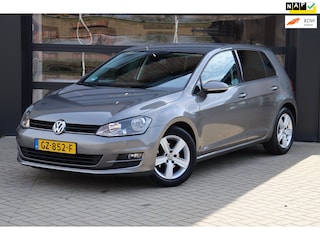 Volkswagen Golf 1.2 TSI Business Edition Connected | NAP | Camera | Cruise | Navi | Clima | Stoelverwarming | Half Leder |