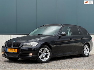 BMW 3-serie Touring 318i High Executive|PANO|PSENSOR|STOELVERW|6BAK