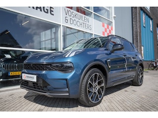 Lynk & Co 01 1.5 PHEV Hybride | Schuifkanteldak | Blue Black