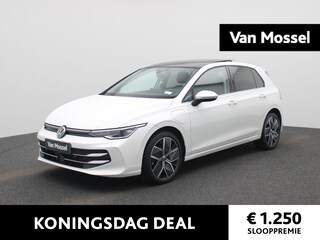 Volkswagen Golf 1.5 eHybrid Style Edition 204 PK| Panoramadak | Trekhaak | Navigatie | LED Matrix | Stoelverwarming | Stuurwielverwarming | Dodehoekdetectie