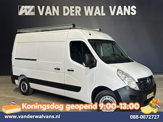 Opel Movano 2.3 CDTI 146pk L2H2 Euro6 Airco | Imperiaal | Navigatie | Camera | Cruisecontrol | 2500kg Trekhaak Parkeersensoren, Trap, Bijrijdersbank