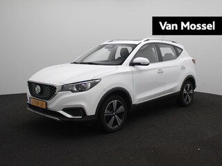 MG ZS EV Luxury 45 kWh | Panoramadak | Leder | Trekhaak | Camera | CarPlay | Stoelverwarming |