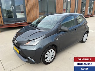 Toyota Aygo 1.0 VVT-i X-FUN Airco Cruise Control Carplay BT