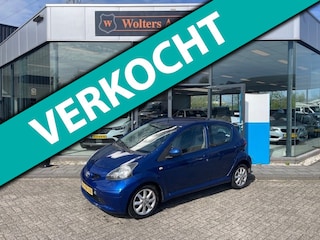Toyota Aygo 1.0-12V +