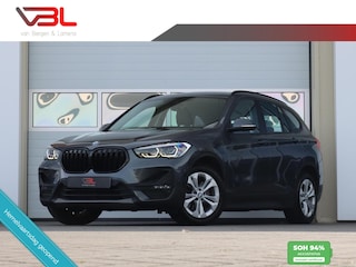 BMW X1 xDrive25e High Executive | 94% SOH | Sportstoelen | Apple Carplay