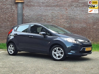 Ford Fiesta 1.25 Limited 60PK 5 Deurs, Airco, Elektr.ramen voor, LM Velgen, NW. APK bij aflevering.