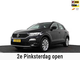 Volkswagen T-Roc 1.5 TSI Style 150pk Camera/Navi/17inch/Ad.Cruise