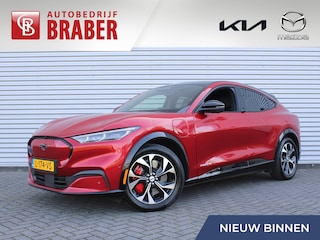 Ford Mustang Mach-E AWD 75 kWh | Navi | 19" LM | Camera | PDC | Panoramadak | B&O audio | Leer | BTW auto |