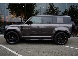 Land Rover Defender 110 P 635 V 8 Octa One of One Lamborghini Leather