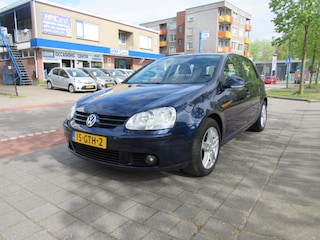 Volkswagen Golf 1.6 FSI 85KW Clima/Cruise etc