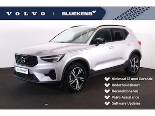 Volvo XC40 B3 Plus Dark - IntelliSafe Assist & Surround - 360º Camera - Harman Kardon audio - Adaptieve LED koplampen - Verwarmde voorstoelen & stuur - Parkeersensoren voor & achter - Elektr. bedienb. voorstoelen met geheugen links - Draadloze tel. lader - Standkachel - Extra getint glas - 18' LMV