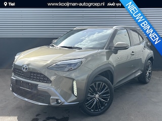 Toyota Yaris Cross 1.5 Hybrid Adventure Trekhaak, dodehoekdetectie, LMV, Stoelverwarming, Parkeersensoren, HUD, LED
