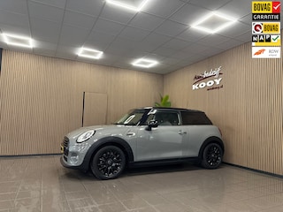 Mini Cooper 1.5 Pepper Serious Business * Panoramadak / Harman/Kardon / Xenon / NL Auto *