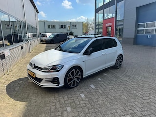 Volkswagen Golf 7.5 2.0 TDI GTD 184 pk /Automaat/ Pano-Dak/ Sport-Stoelen/ Stoel.Verw/ Adap.Cruise/ Led-Koplamp/ Virtual/ Camera/ 19'' LMV