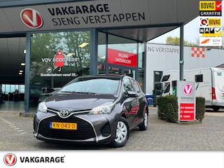 Toyota Yaris 1.0 VVT-i Aspiration Bovagrijklaarprijs !!