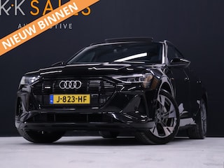 Audi E-tron 50 quattro S edition 71 kWh [ADAPTIVE CRUISE, APPLE CARPLAY, CAMERA, STOELVERWAMING, SCHUIFKANTELDAK, MEMORY, ELEKTRISCHE ACHTERKLEP, DIGITAL DASH, NAVIGATIE, NIEUWSTAAT]