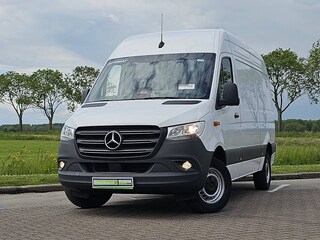 Mercedes-Benz Sprinter 317 L2H2 RWD Mbux10