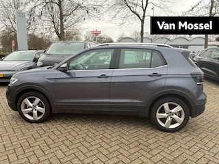 Volkswagen T-Cross 1.0 TSI Style | 17 inch velgen | Achteruitrijcamera | Parkeersensoren | Navigatie | Cruise control |