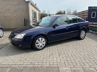 Ford Mondeo 2.0-16V Trend