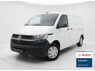 Volkswagen Transporter 2.0 TDI L2H1 30 CRUISE - STOELVERWARMING - TREKHAAK - PARKEERSENSOREN