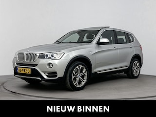 BMW X3 xDrive20i High Executive | Innovation-pakket | xLine | achteropkomend verkeer waarschuwing | airco automatisch | alarmsysteem | bi-xenon koplampen | bots herkenning en activatie | cruise control | lederen bekleding | lichtmetalen velgen 17" | navigatiesysteem full map + hard disk | voorstoelen verwarmd | elektrisch glazen panorama-dak |