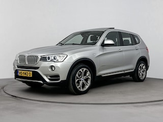 BMW X3 xDrive20i High Executive | Innovation-pakket | xLine | achteropkomend verkeer waarschuwing | airco automatisch | alarmsysteem | bi-xenon koplampen | bots herkenning en activatie | cruise control | lederen bekleding | lichtmetalen velgen 17" | navigatiesysteem full map + hard disk | voorstoelen verwarmd | elektrisch glazen panorama-dak |