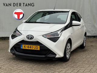 Toyota Aygo 1.0 VVT-i x-play Navi/ Camera / Carplay