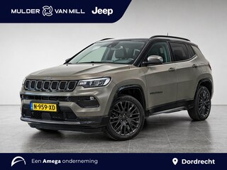 Jeep Compass 80th Anniversary 4xe PHEV 240pk | LIMITED EDITION! | NAVI | CAMERA | STOELVERW. | PDC V+A | LEDER/STOF | PLUG-IN | SPECIALE LAKKLEUR | DAB+ | APPLE CARPLAY / ANDROID AUTO