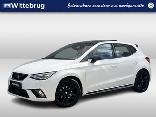 Seat Ibiza 1.5 TSI 150PK FR Pro Black Edition / Panoramadak / Digitale Cockpit / Achteruitrijcamera / Stoelverwarming / LED / Keyless Entry-Go