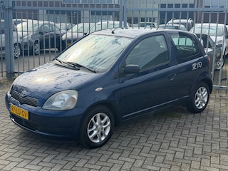 Toyota Yaris 1.3-16V VVT-i YORIN 87PK! NL AUTO NAP! AIRCO l 3e EIGENAAR l TREKHAAK l ELEK PAKKET! GOED ONDERHOUDEN l NIEUWE APK!