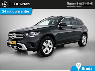 Mercedes-Benz GLC 300 e 4MATIC Plug-In Hybride | Panoramadak | Achteruitrijcamera | Rijassistentiepakket | Apple Carplay | Inclusief 24 maanden MB Certified garantie voor Europa.