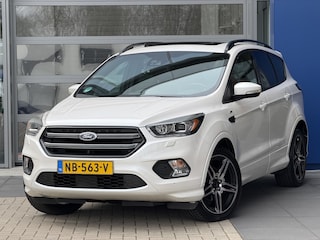Ford Kuga 1.5 EcoBoost ST Line | Pano dak | Trekhaak wegkl. | Winter Pack | Camera | SONY | Parelmoer wit | Carplay