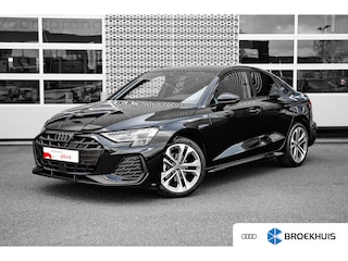 Audi A3 Limousine 30 TFSI S edition | Trekhaak | Carplay | Comfortpakket Plus | Achteruitrijcamera |