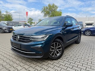 Volkswagen Tiguan 1.5 TSI Elegance Automaat (BOVAG/RIJKLAARPRIJS)