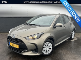 Toyota Yaris 1.5 Hybrid Active NL-auto! Apple CarPlay/Android Auto Navigatie, Achteruitrijcamera, Adaptieve cruise control, Climate control, Nieuw geleverd en dealeronderhouden