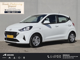 Hyundai i10 1.0 / All season banden / Stuur- & Stoel verwarming / Navigatie via Apple Carplay of Android Auto / Climate control / Achteruitrijcamera / Cruise control / Elektrische ramen voor /