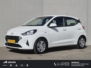 Hyundai i10 1.0 / All season banden / Stuur- & Stoel verwarming / Navigatie via Apple Carplay of Android Auto / Climate control / Achteruitrijcamera / Cruise control / Elektrische ramen voor /