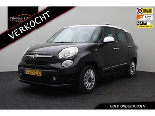 Fiat 500L Living 1.4 T-Jet Lounge 2015 | Goed Onderhouden | Airco | Navigatie | Cruise Control | Schuif Kantel Panoramadak | Stuurwiel Bediening | Lendesteunen | Elektrische Ramen | Boekjes | 2 Reserve Sleutels