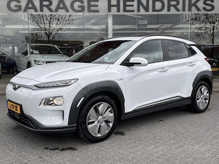 Hyundai Kona EV Fashion 64 kWh | SOH: 96,8% | Sky PANO Dak | HUD | Dodehoek Detectie | LED