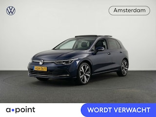 Volkswagen Golf 1.5 eHybrid Life Edition 204 pk Automaat (DSG) | Verlengde garantie | Navigatie via App | Panoramadak | Parkeersensoren (Park assist) | Achteruitrijcamera |