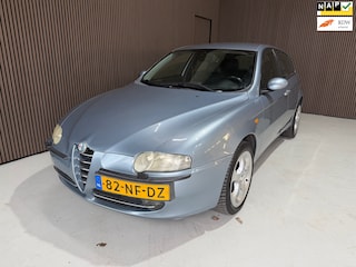 Alfa Romeo 147 1.6 T.Spark Edizione Limitata LEER CLIMA Nieuwe apk