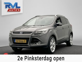 Ford Kuga 1.6 Titanium 4WD | Keyless | Panoramadak | Trekhaak | Camera | Navigatie | Stoelverwarming |