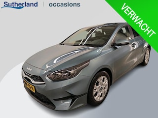 Kia Ceed 1.5 T-GDi DynamicPlusLine | 28000 KM | 140 PK | Virtual Cockpit | Navigatie | Stuurwielverwarming | WORDT VERWACHT!