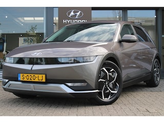 Hyundai Ioniq 5 Connect+ 77.4 kWh | Trekhaak | Extra getint glas | Keyless entry | Metaalkleur