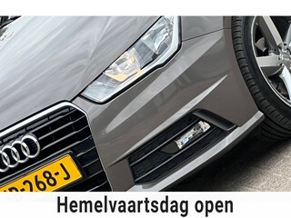 Audi A1 Sportback 1.0 TFSI Adrenalin S-Line - Soho Brown/Black - Nav/PDC/17''
