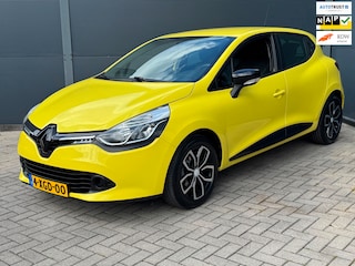 Renault Clio 1.2 Expression / Automaat / Navi