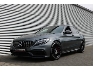 Mercedes-Benz C-klasse AMG 63 S AMG NightPakket 510PK (PerformanceSportleder HeadUp Burmester Carplay Camera CarbonPakket Full-Led PrivacyGlass)
