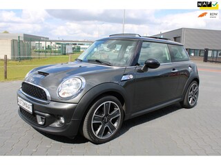 Mini Mini 1.6 10 Years II AUTOMAAT