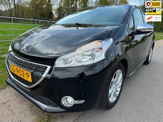 Peugeot 208 1.2 PureTech Style Pack AUTOMAAT|navigatie|climate control