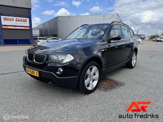 BMW X3 2.0i Executive | Stoelverwarming | Pano |